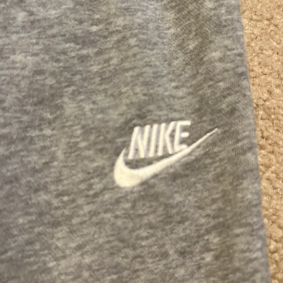 Nike Women's Sportswear Club Fleece Mid-Rise Joggers Color: Grey Size: S - Picture 2 of 4